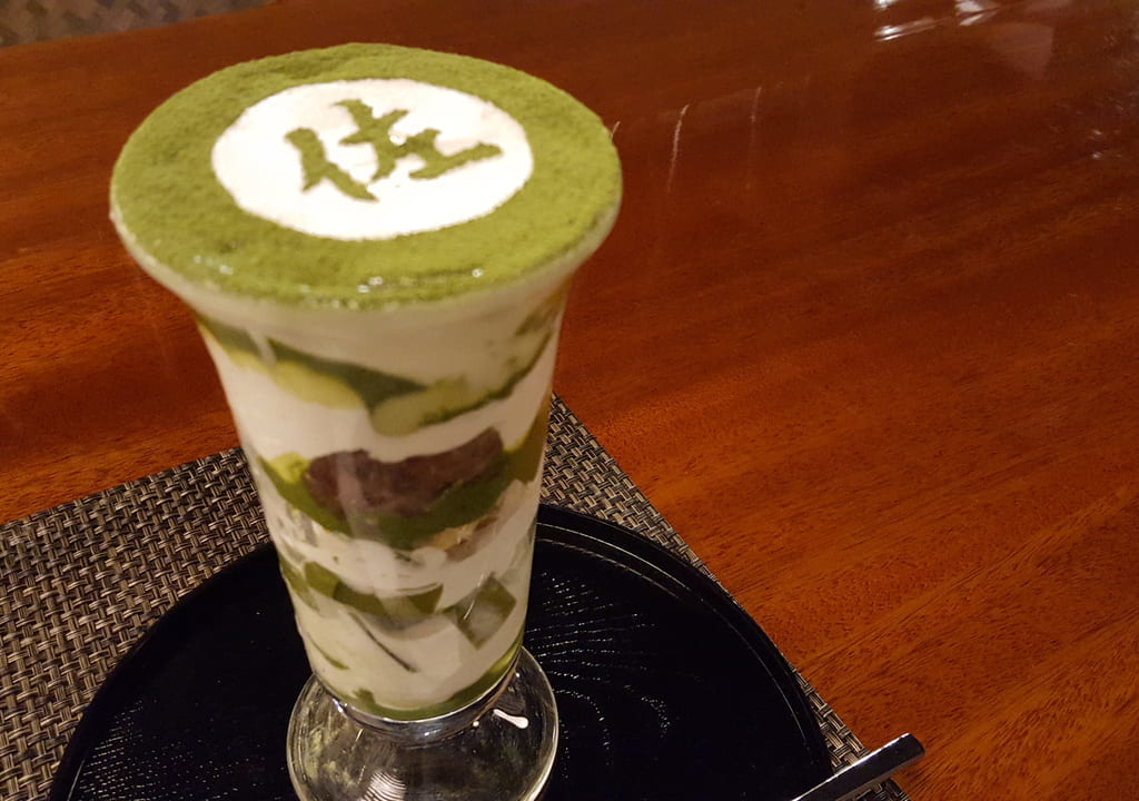 甘味処佐久間の抹茶パフェ