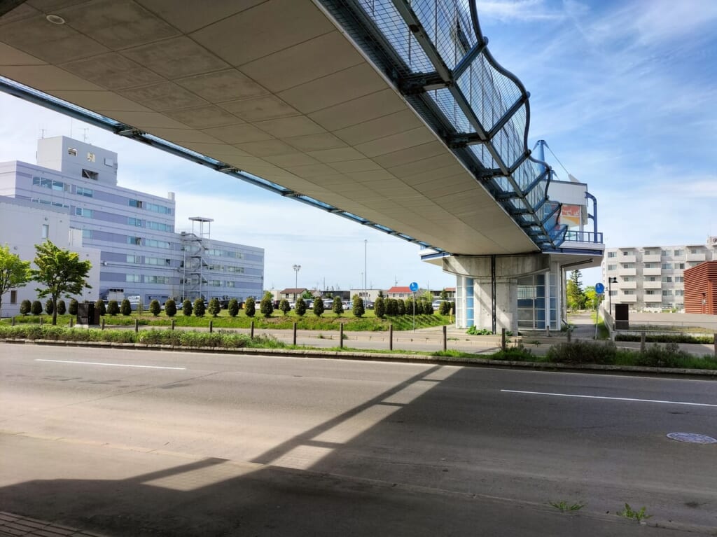 あいの里歩道橋