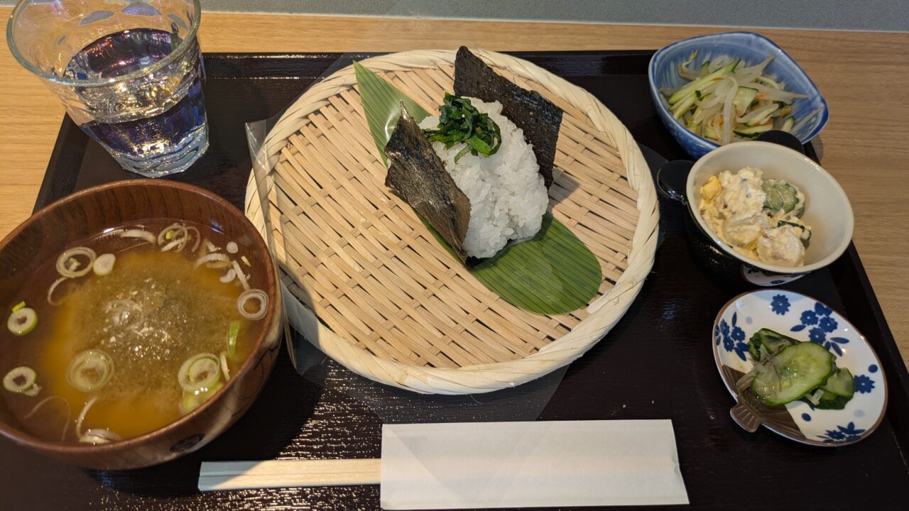 おむすびBarパンダ